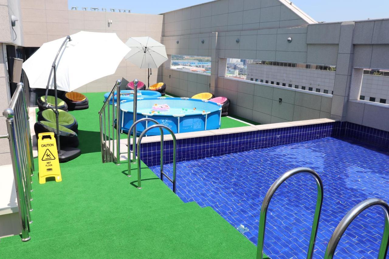 Western Bay Marina Hotel Pyeongtaek Extérieur photo