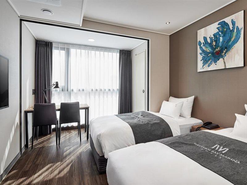 Western Bay Marina Hotel Pyeongtaek Extérieur photo