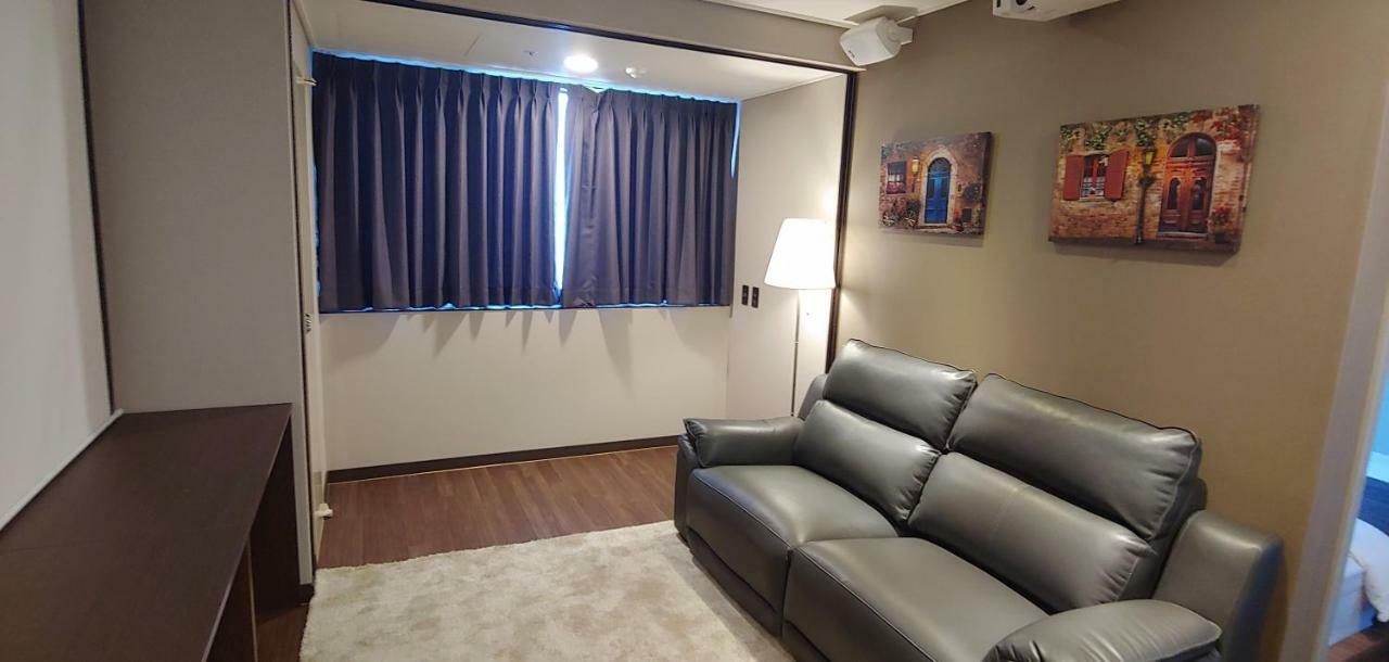 Western Bay Marina Hotel Pyeongtaek Extérieur photo