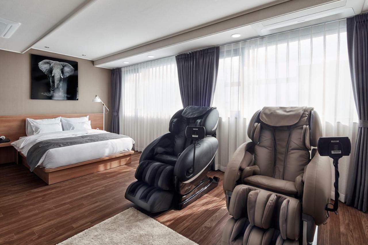 Western Bay Marina Hotel Pyeongtaek Extérieur photo