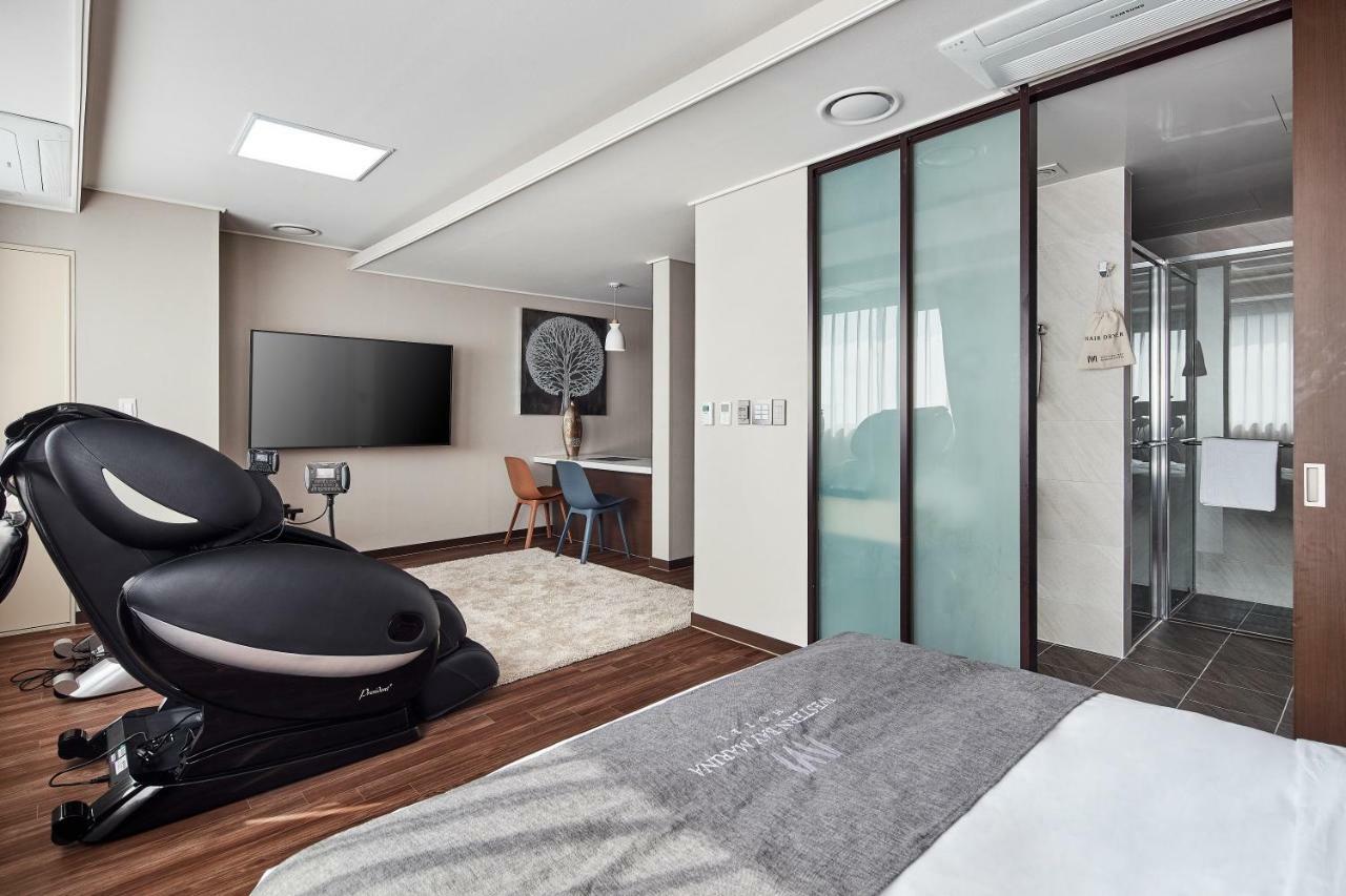 Western Bay Marina Hotel Pyeongtaek Extérieur photo