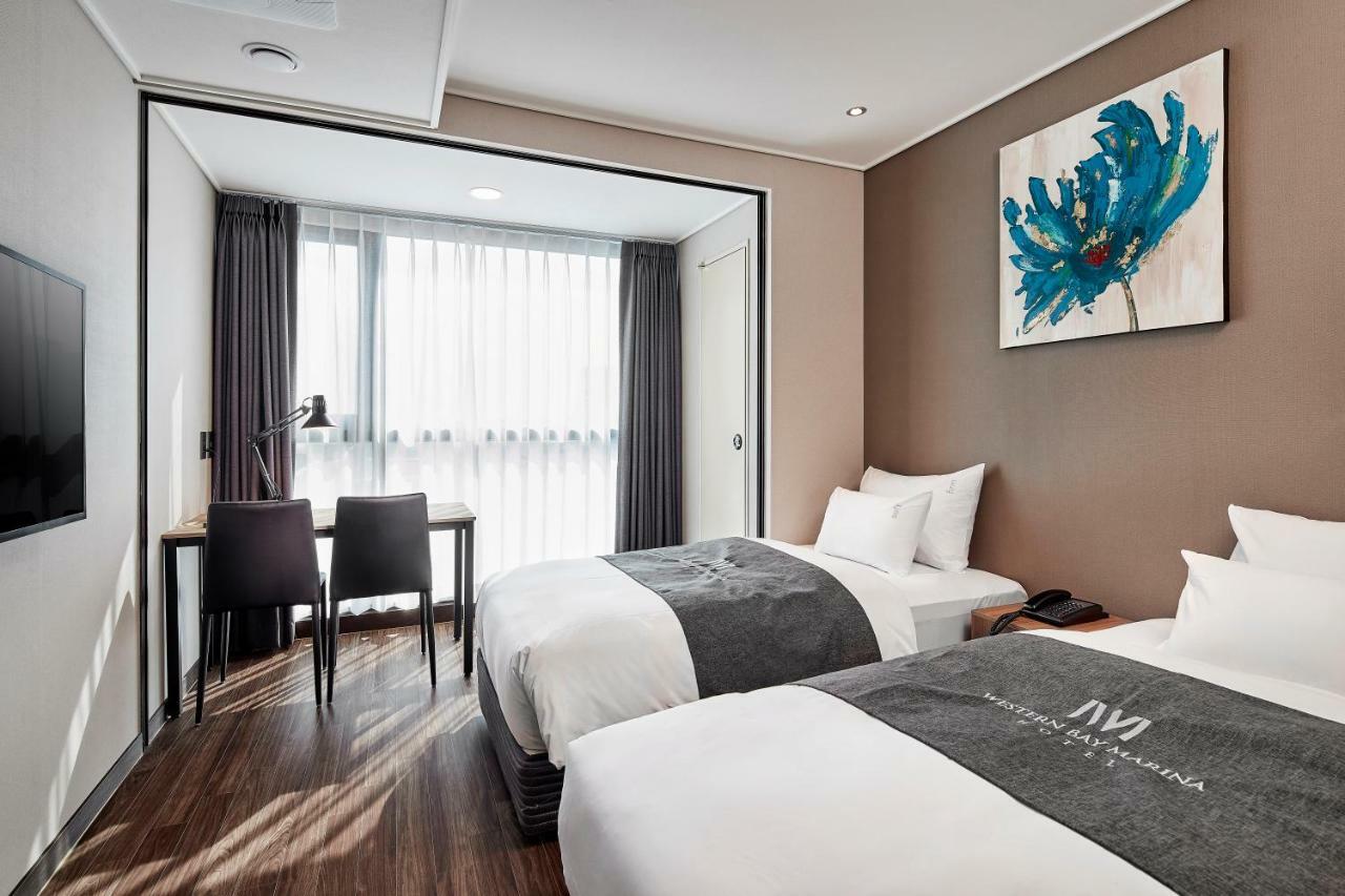 Western Bay Marina Hotel Pyeongtaek Extérieur photo